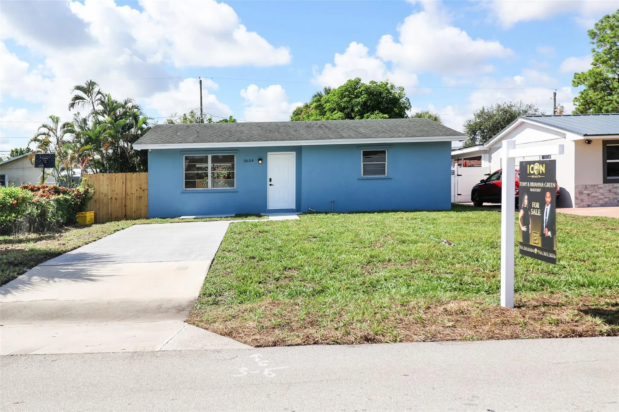 5654 Papaya Rd