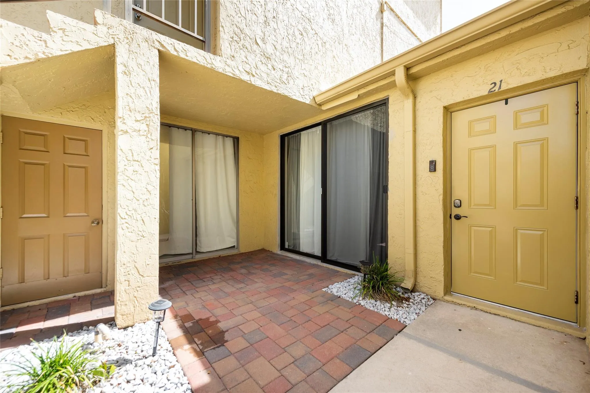 8401 W Sample Rd, #21
