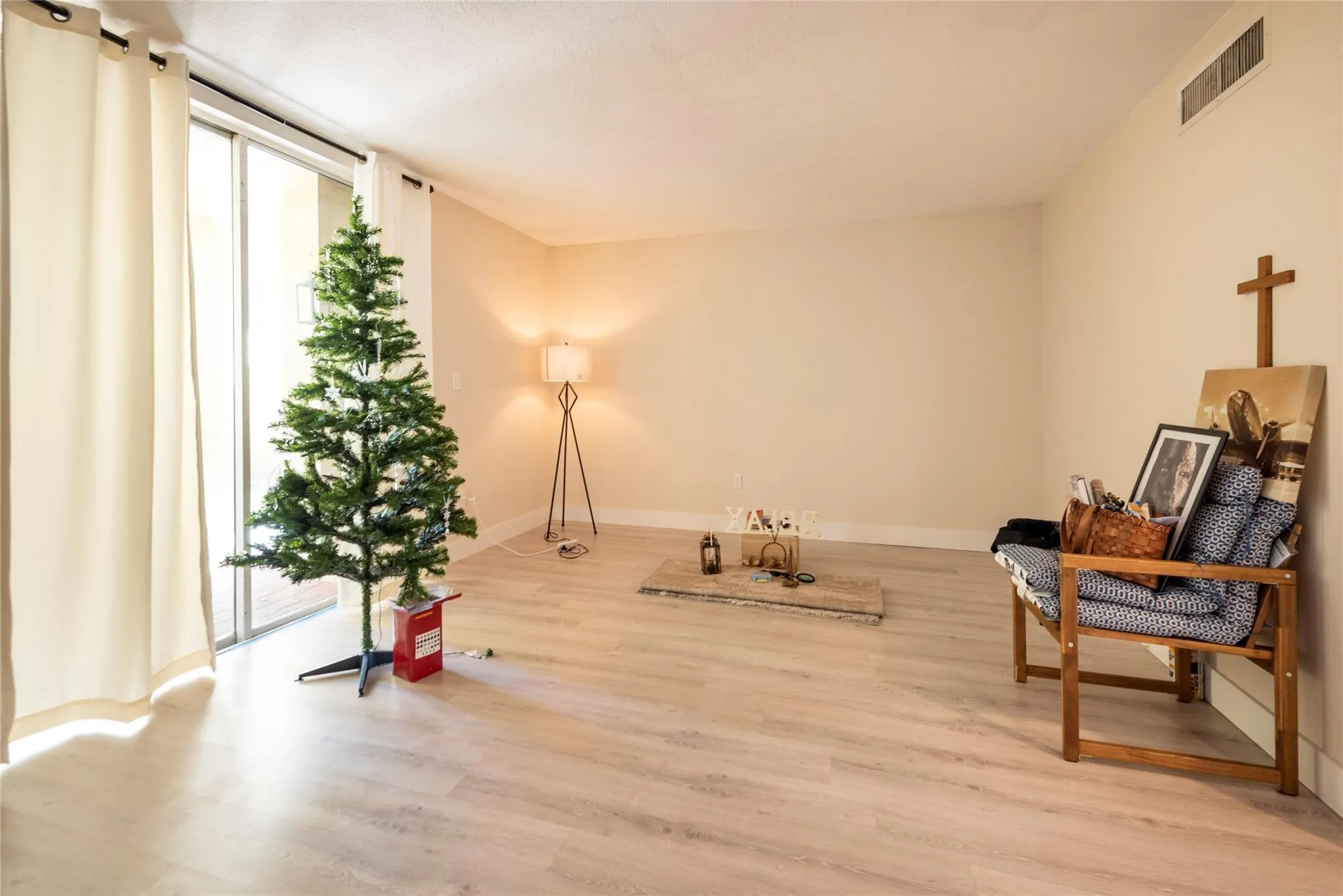 8401 W Sample Rd, #21