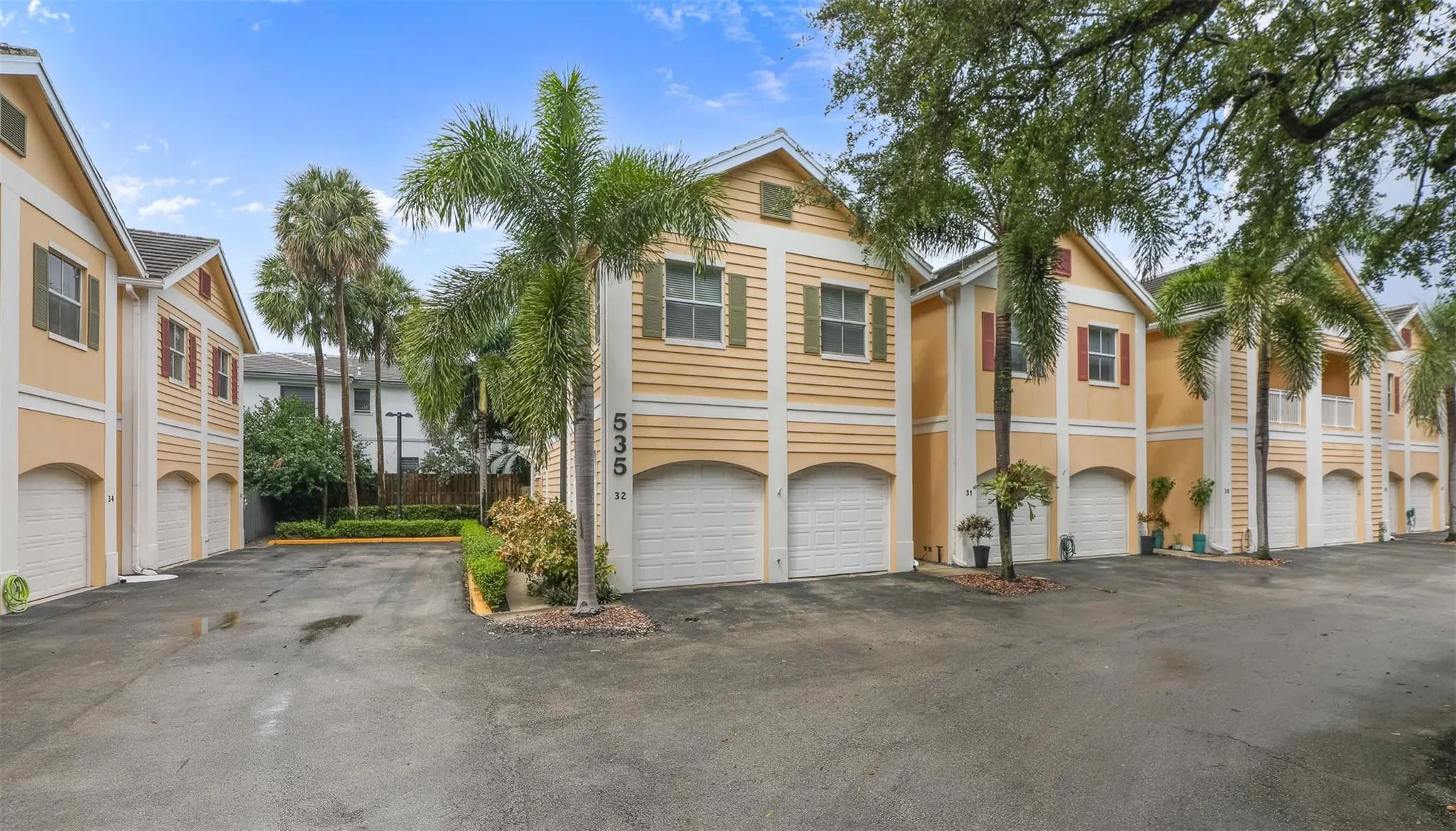 535 SW 18th Ave, #32