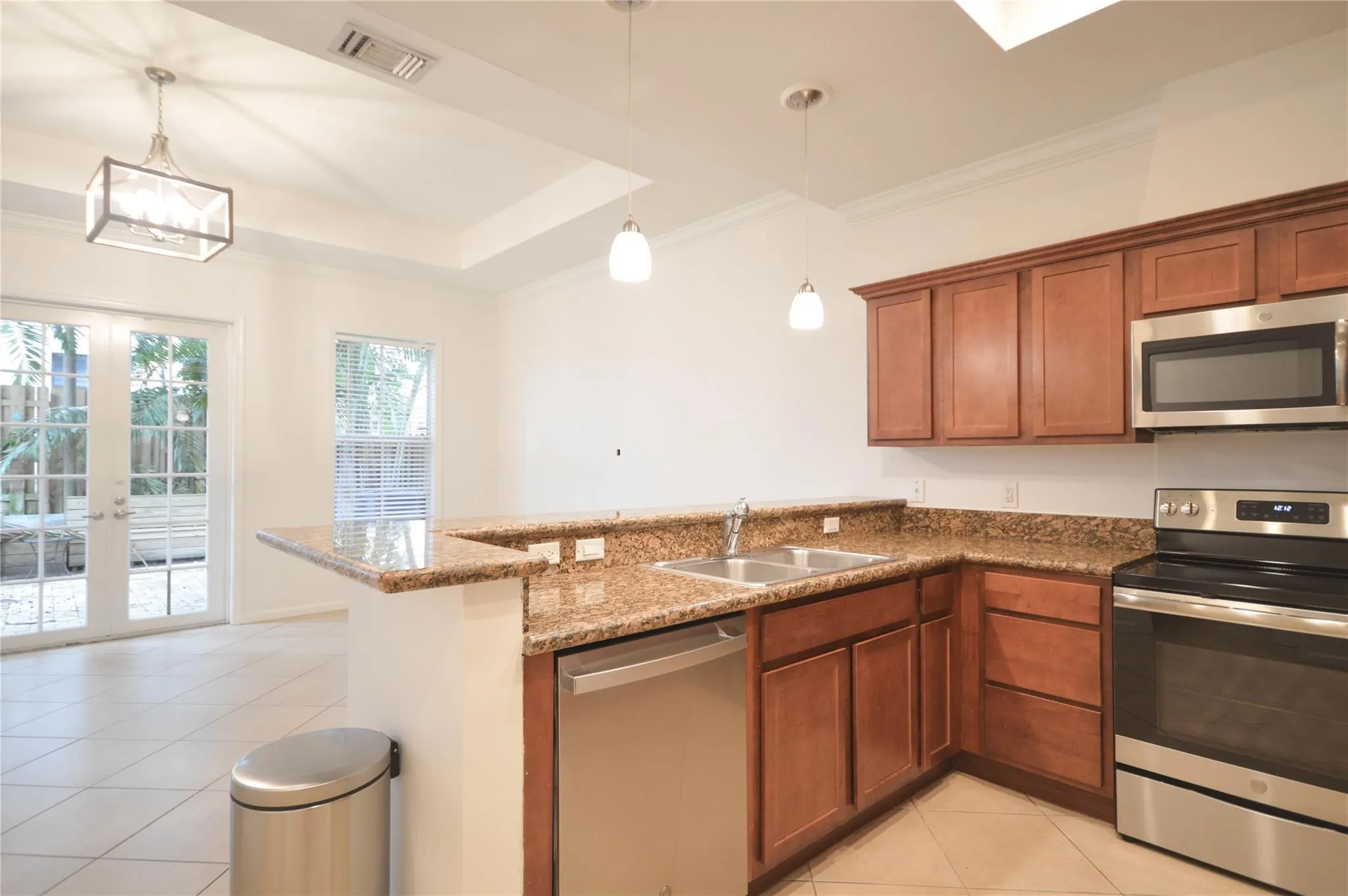 535 SW 18th Ave, #32