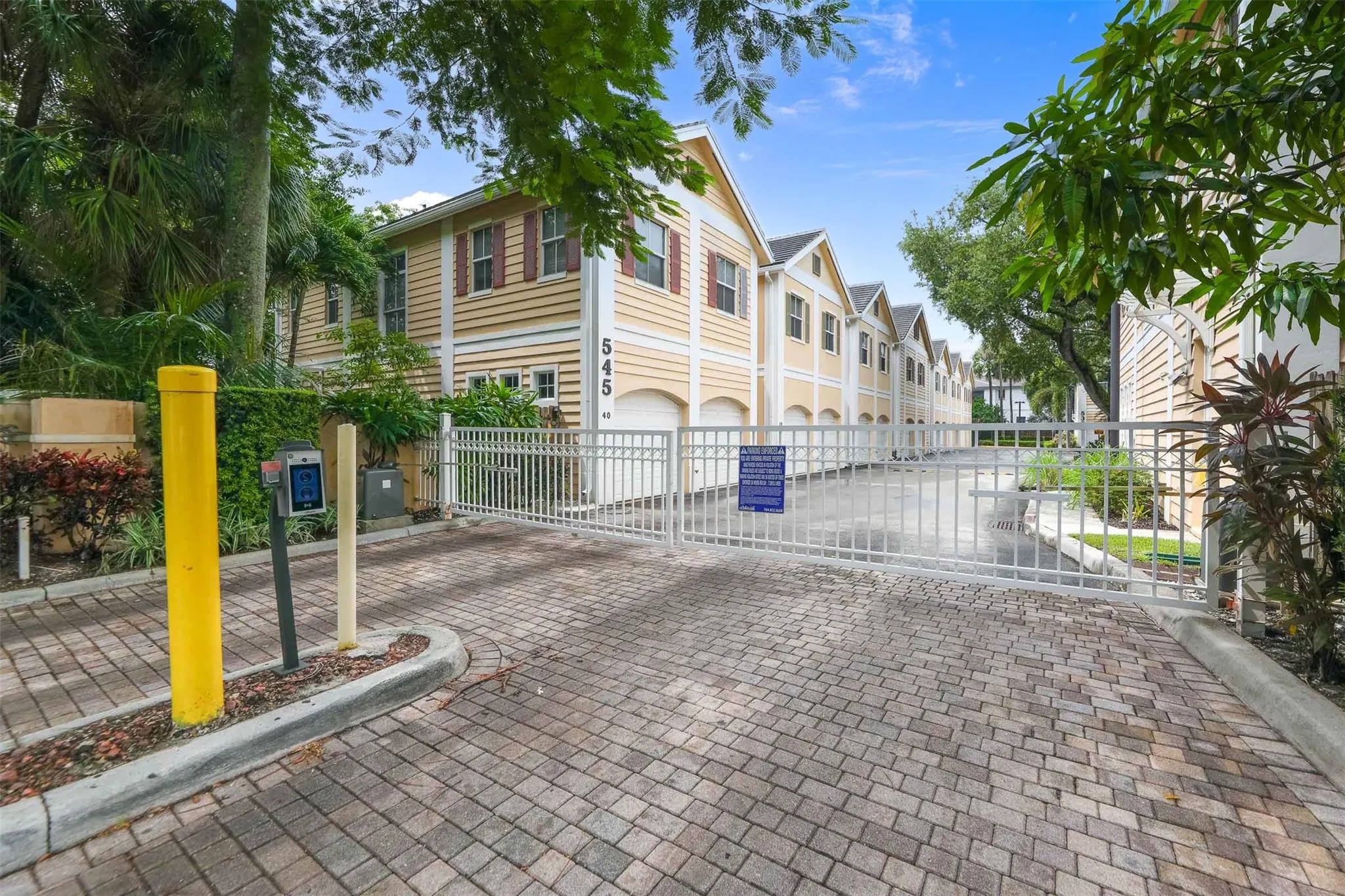 535 SW 18th Ave, #32
