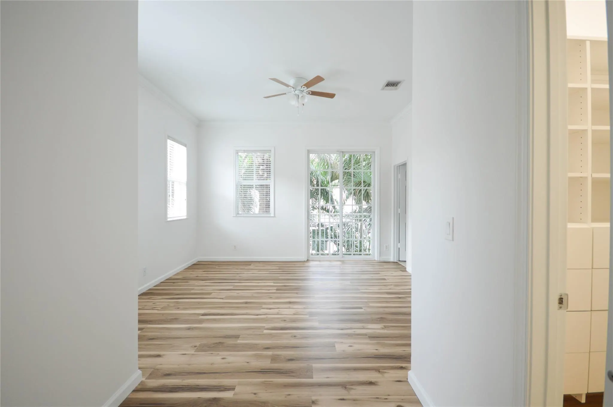 535 SW 18th Ave, #32