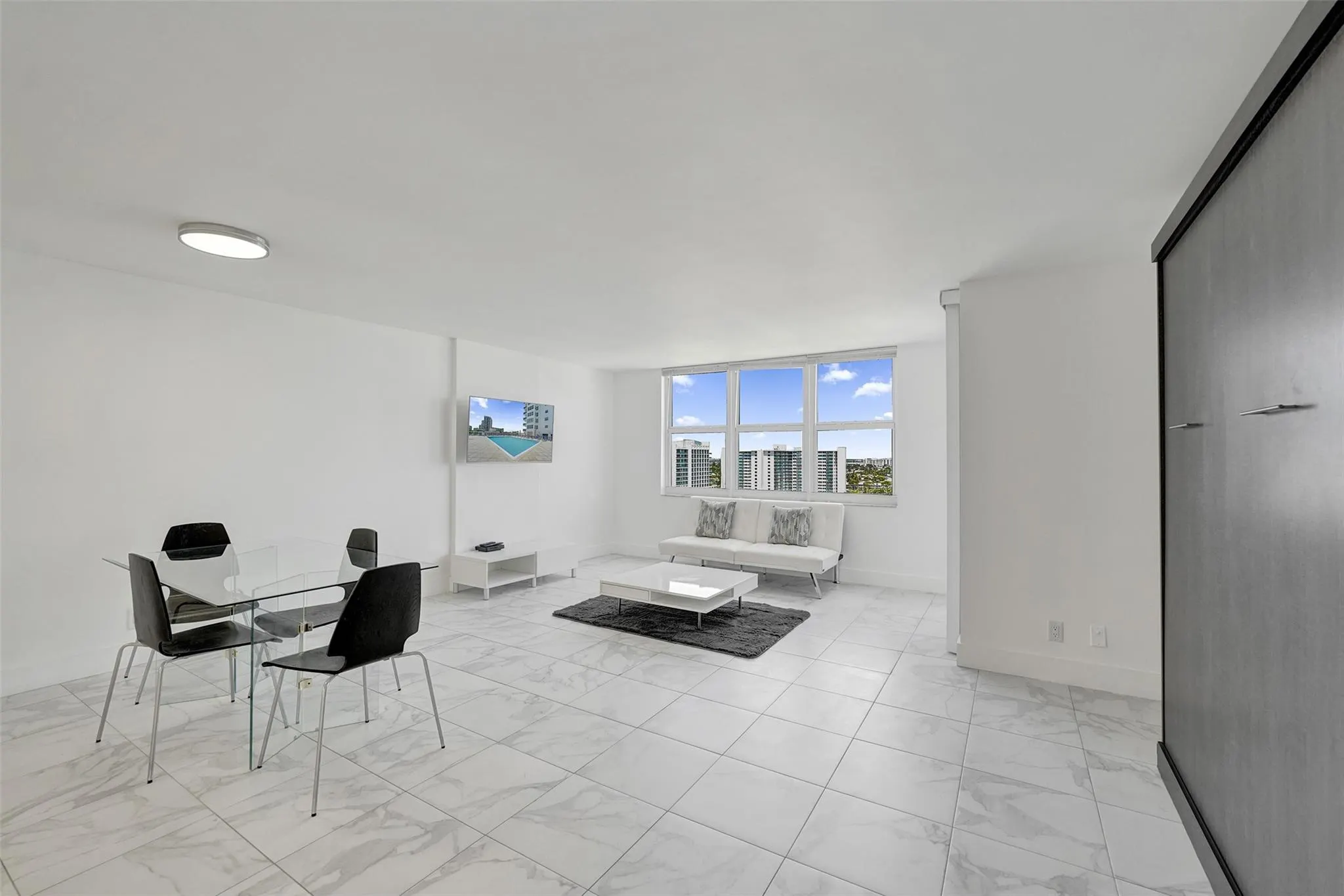 3015 N Ocean Blvd., #15C