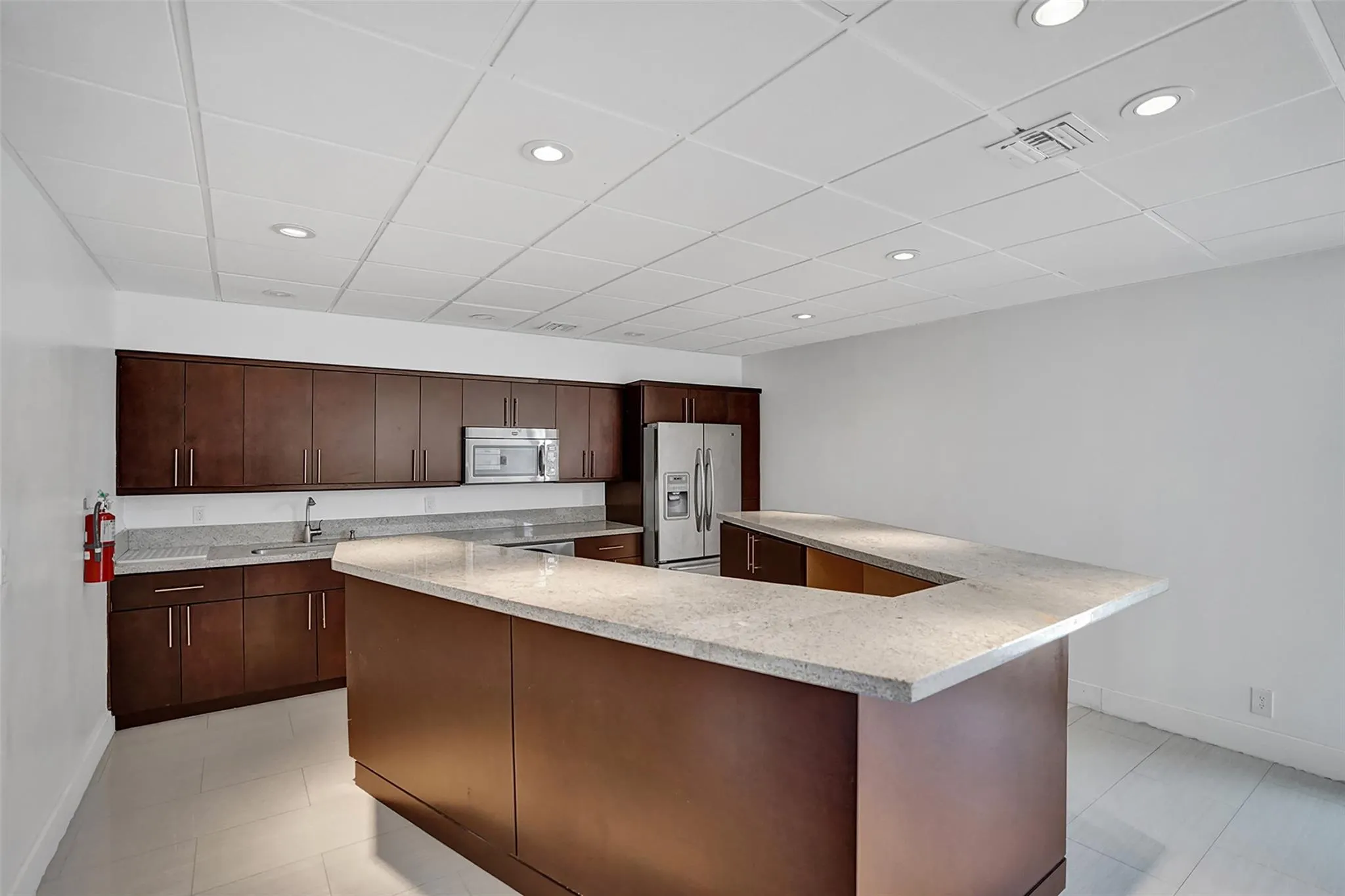 3015 N Ocean Blvd., #15C