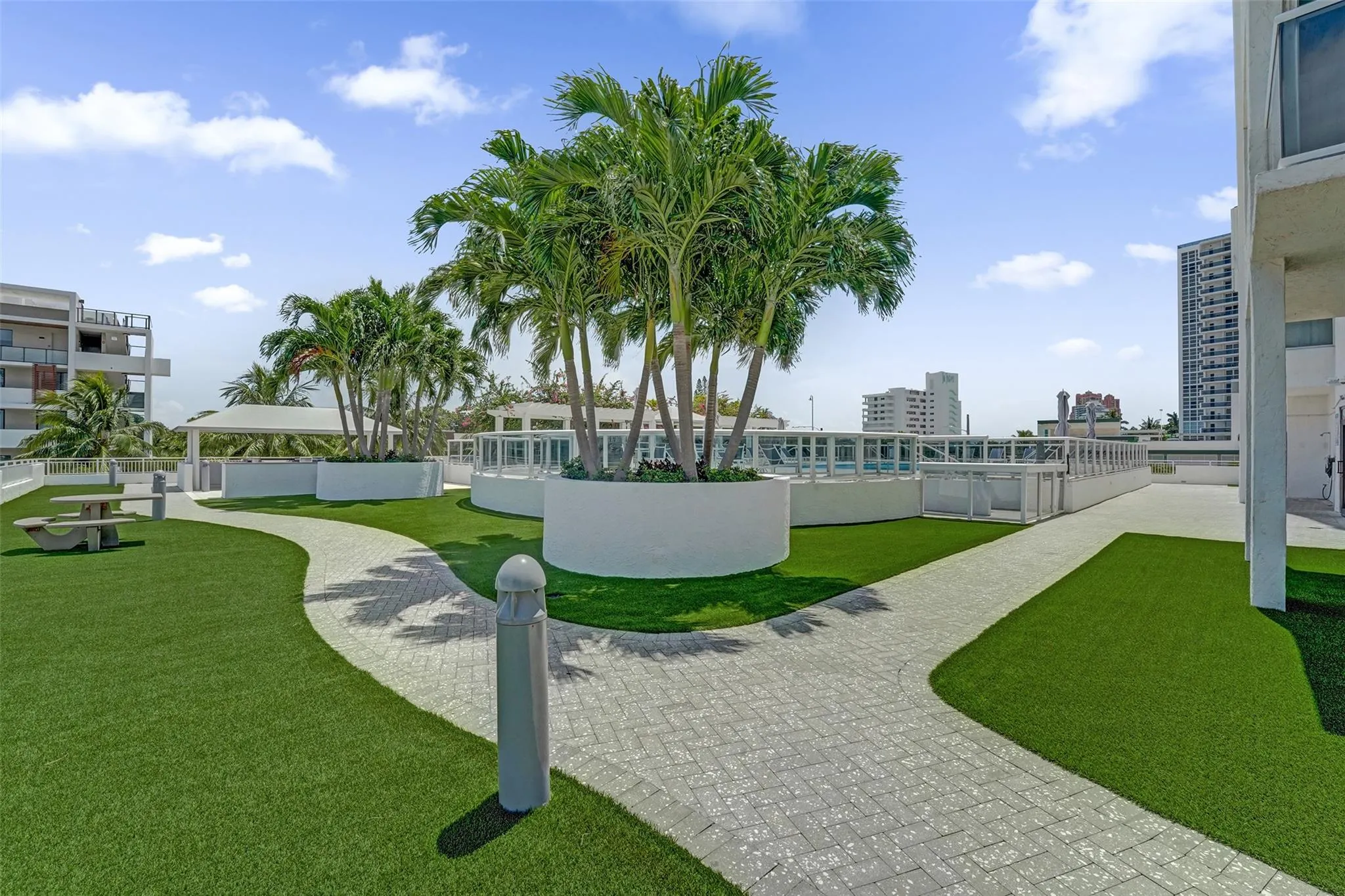 3015 N Ocean Blvd., #15C