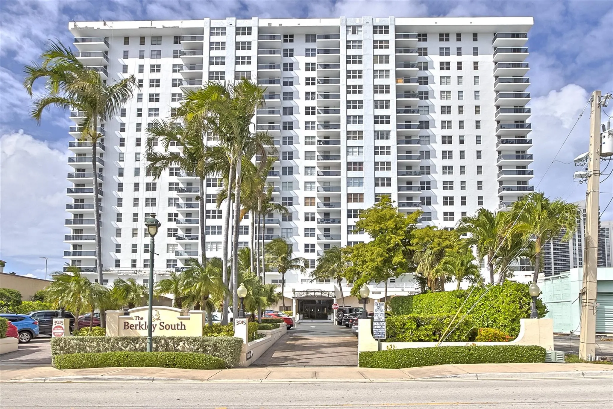 3015 N Ocean Blvd., #15C