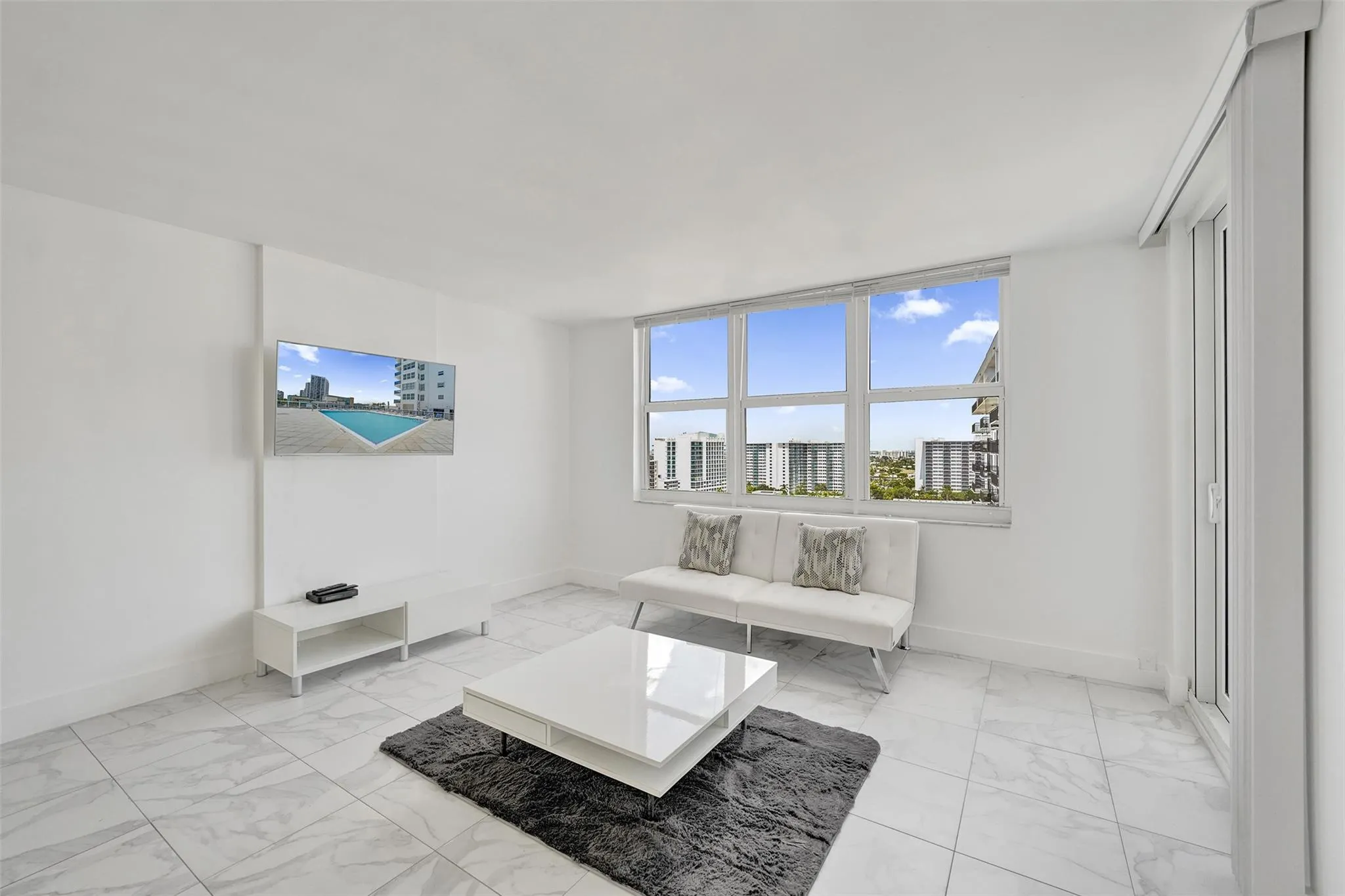 3015 N Ocean Blvd., #15C
