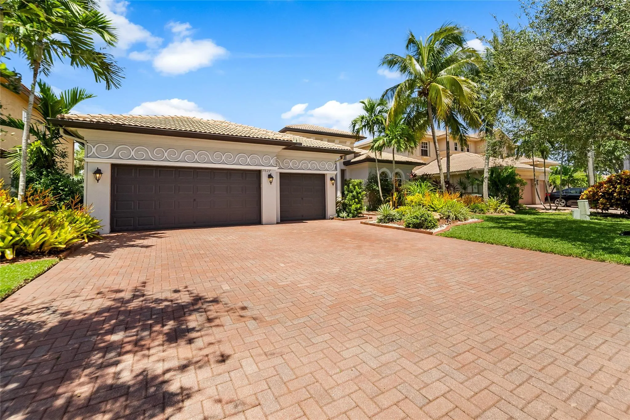 7627 NW 127th Mnr