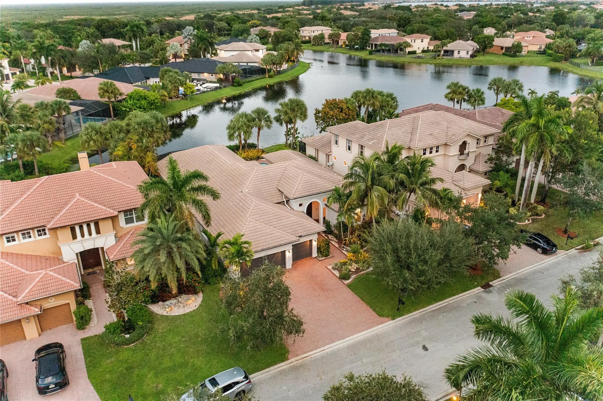 7627 NW 127th Mnr