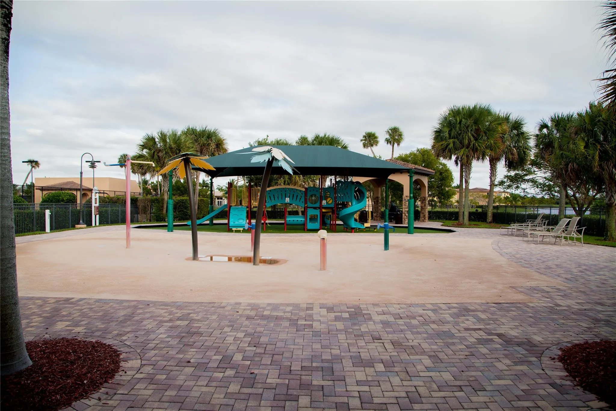 7627 NW 127th Mnr