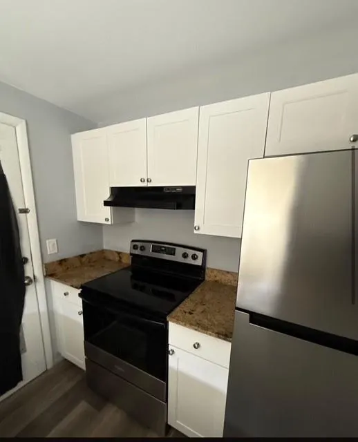 1250 E Sample Rd, #311