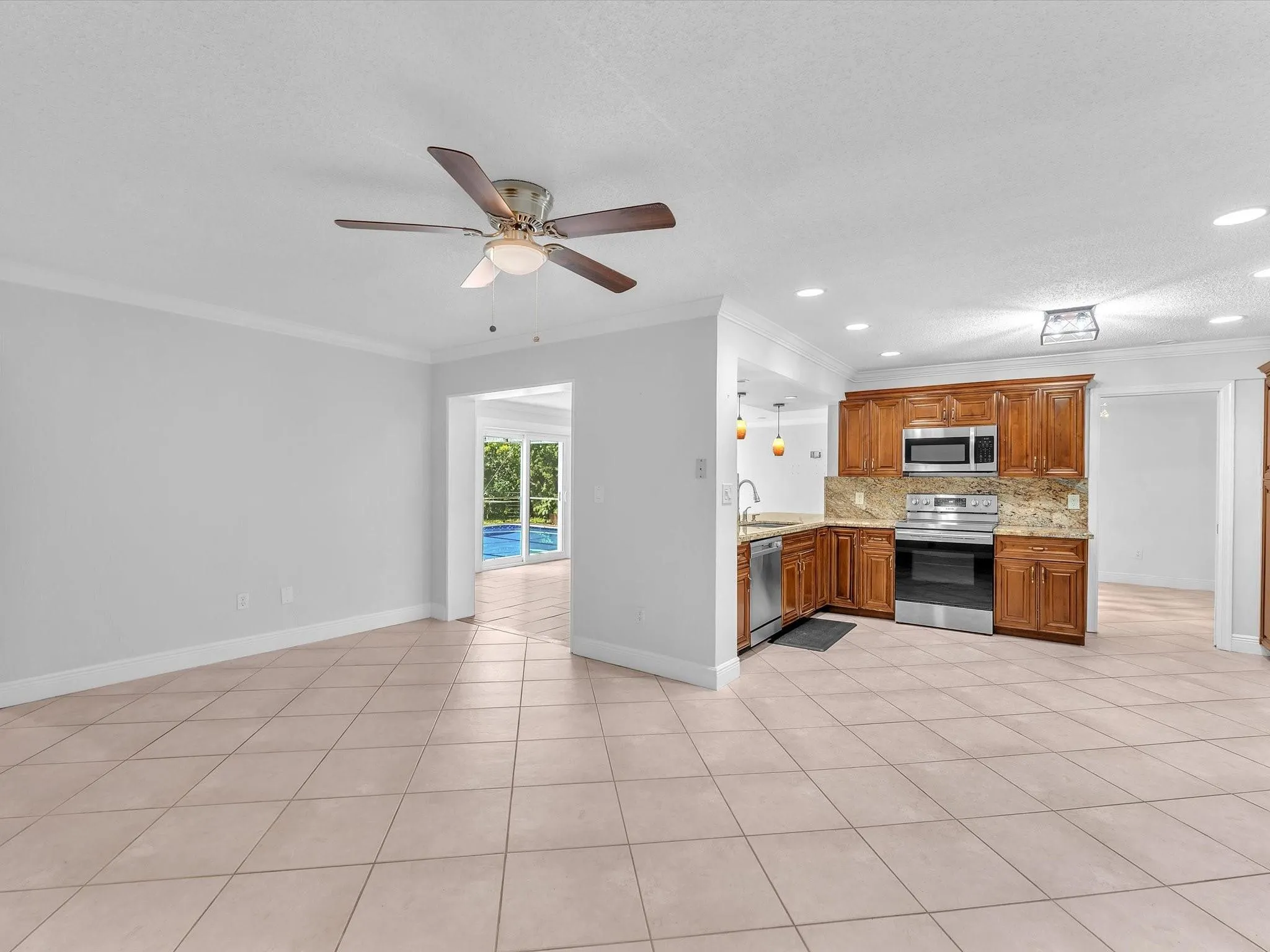 11762 NW 26th Ct