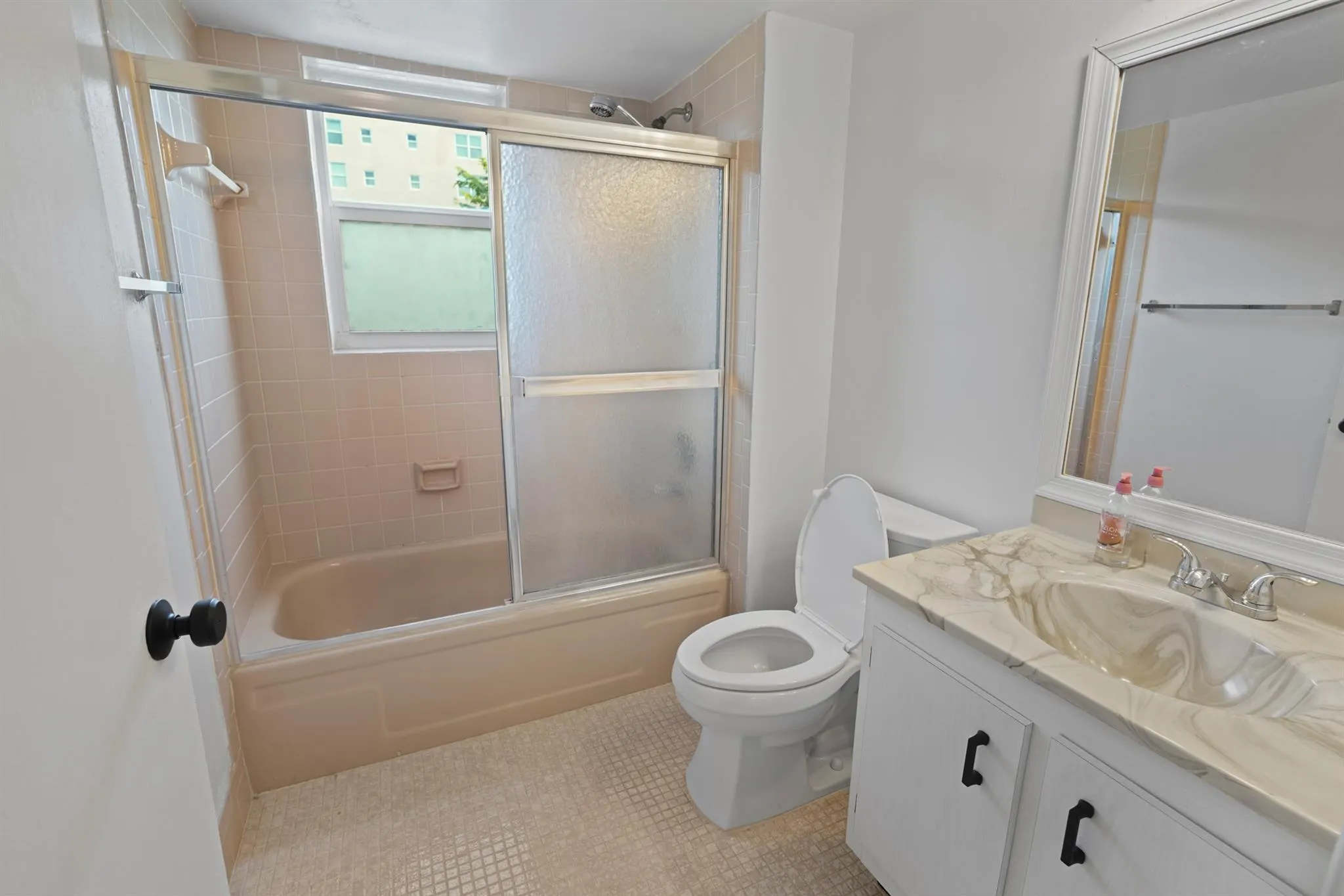 4550 NW 18th Ave, #301