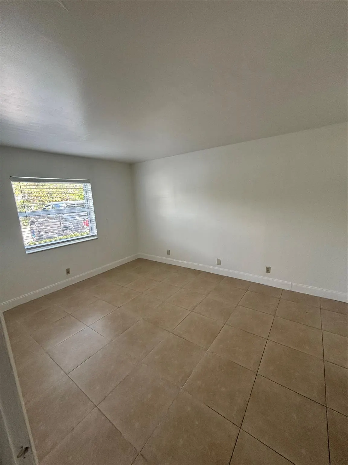 495 SE 8th St, #137