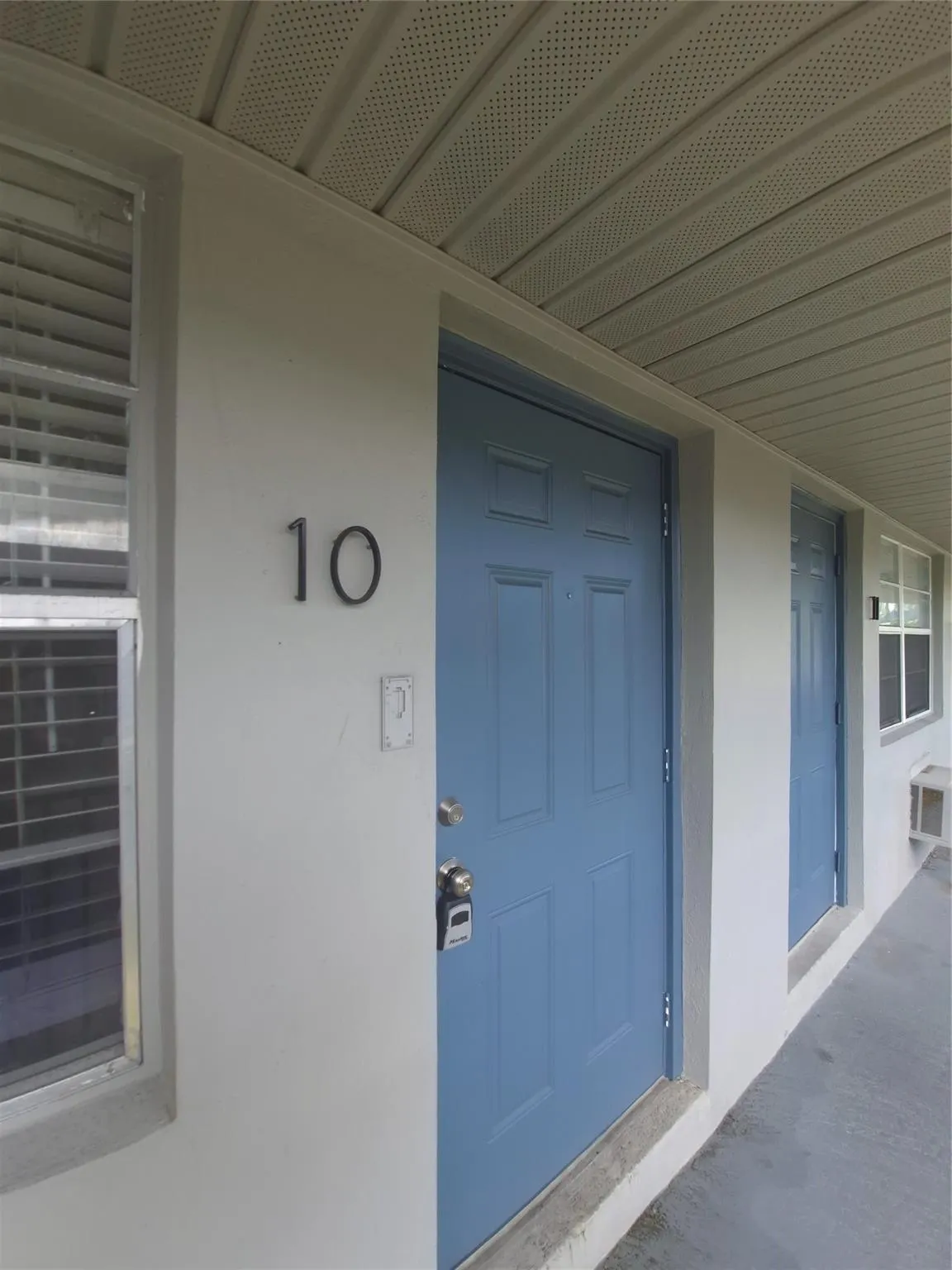 1630 N 25th Ave, #10
