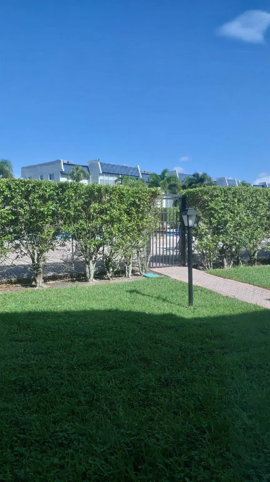 7897 Golf Circle Dr, #107
