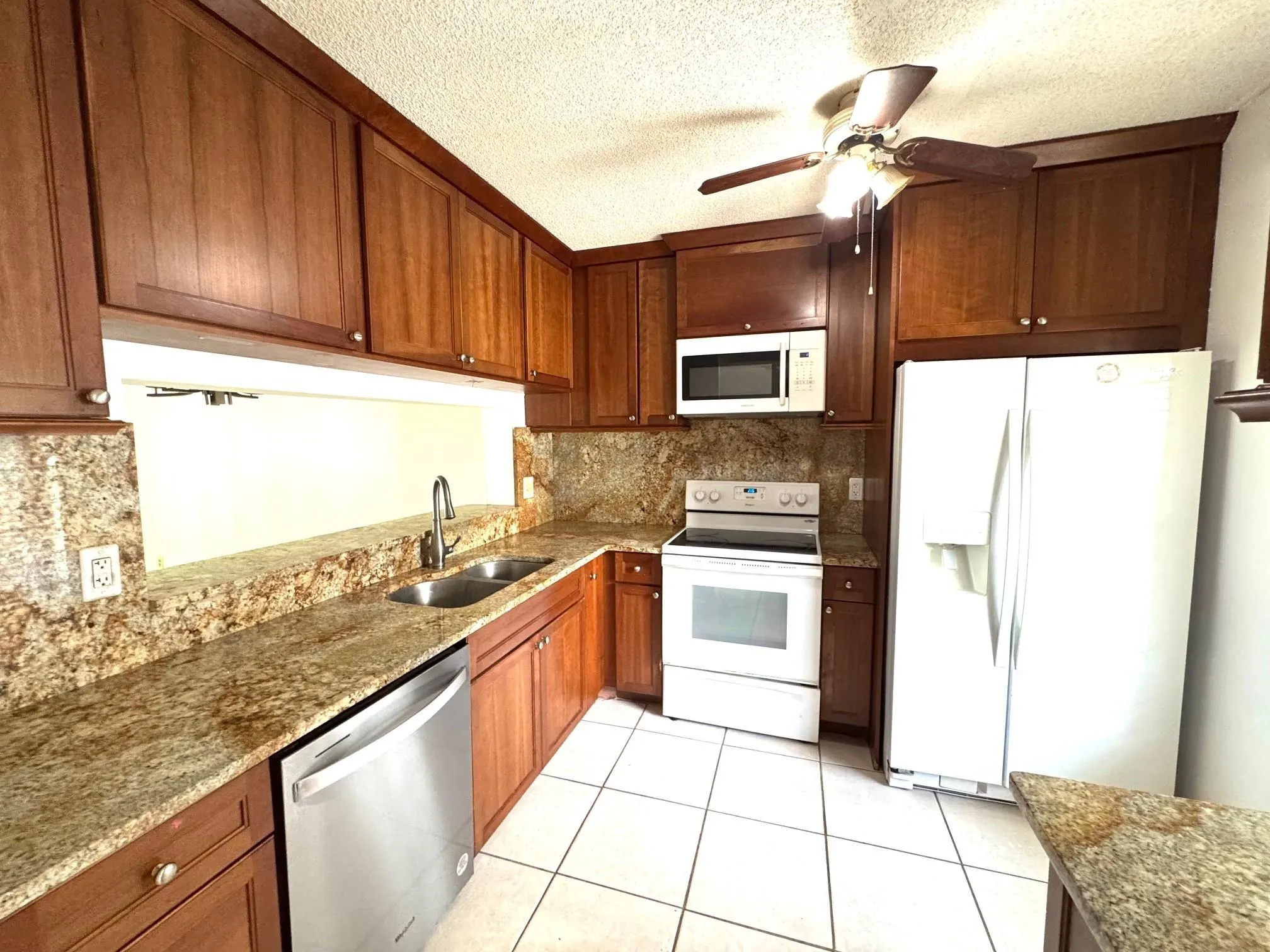 2424 NW 89TH DR, #2424