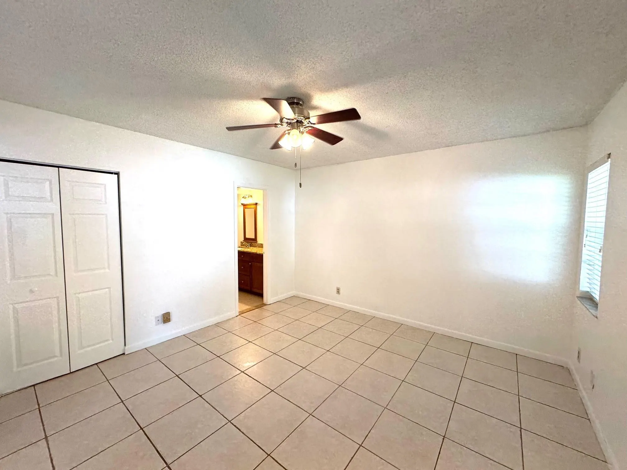 2424 NW 89TH DR, #2424