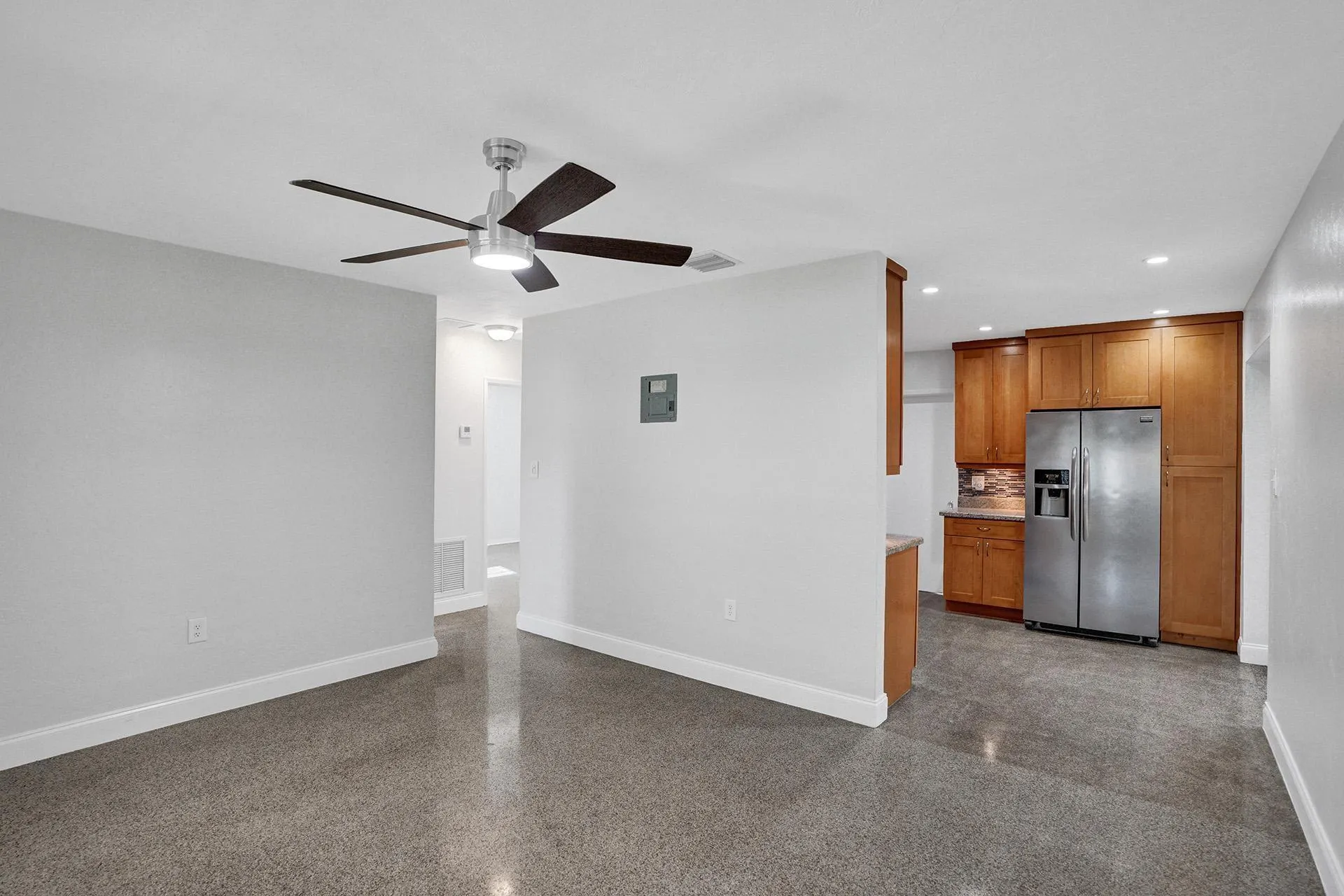 1617 NE 17th Ter