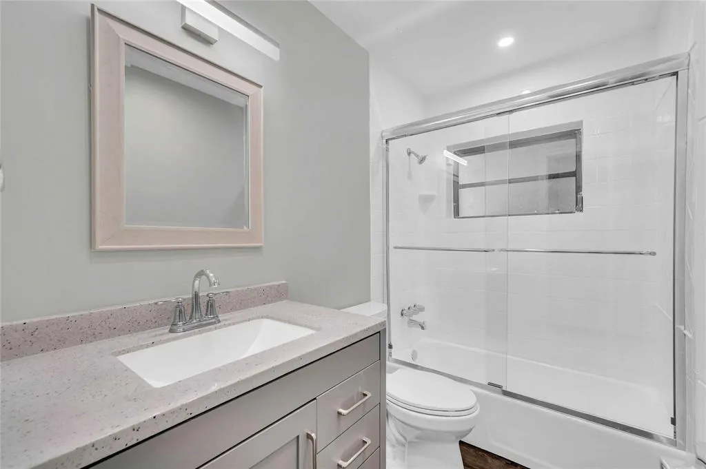 401 SE 14th St