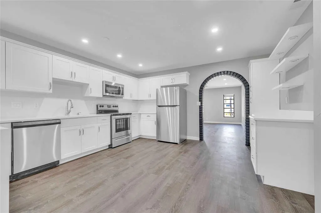 401 SE 14th St