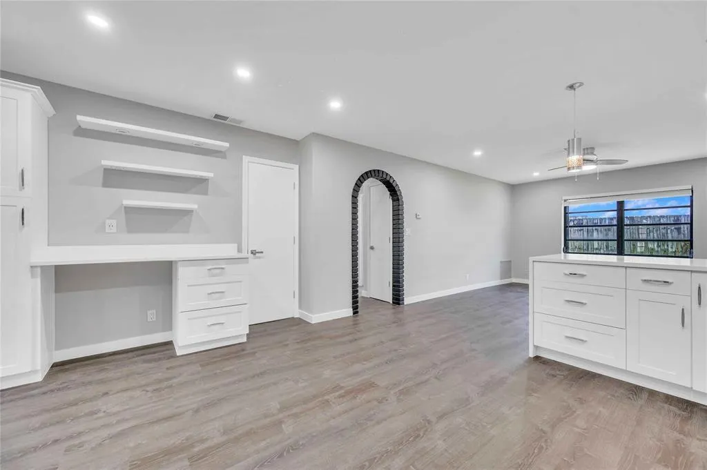 401 SE 14th St