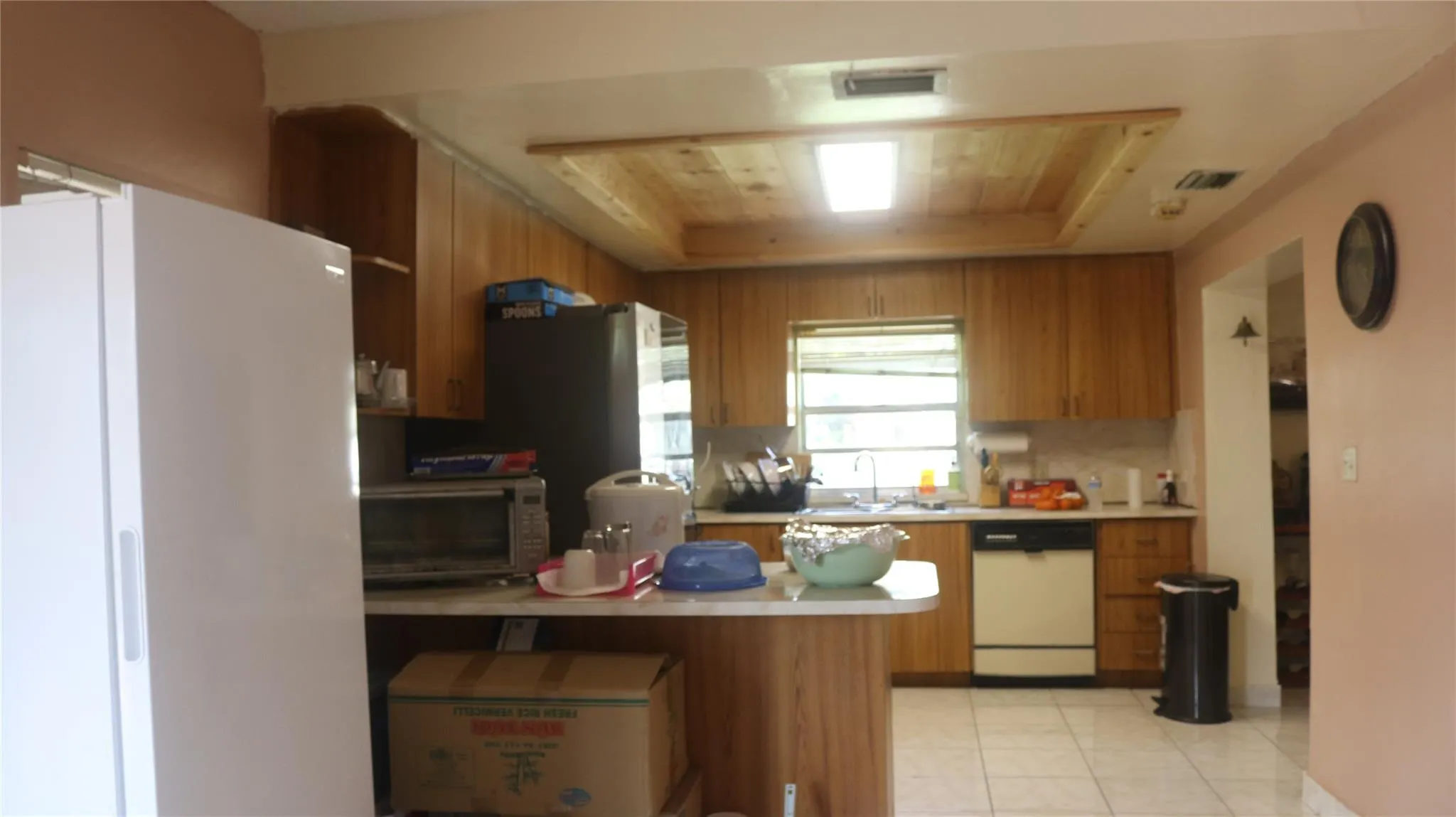 8261 NW 66th Ter
