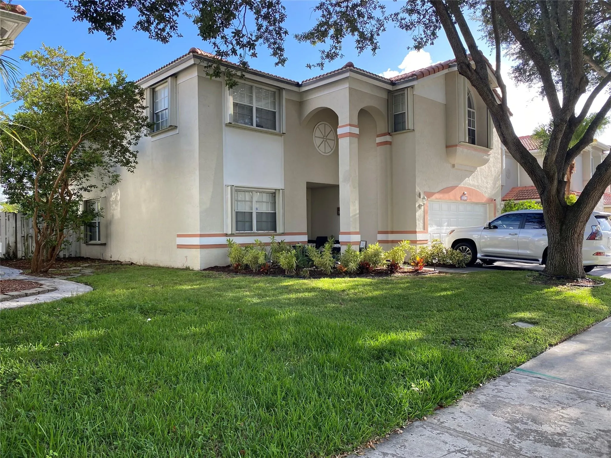 13388 NW 7th St