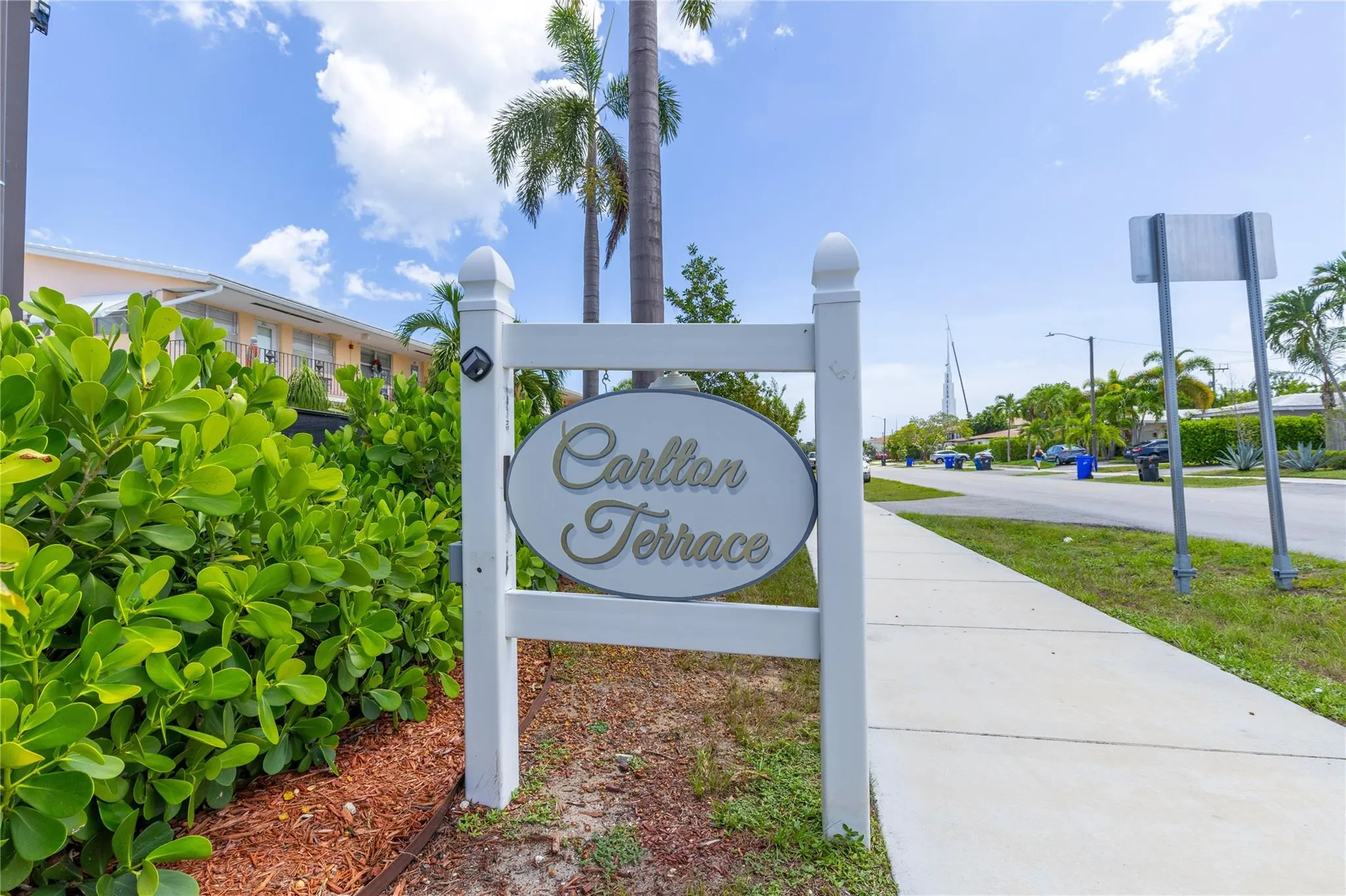 2160 NE 56th Ct, #210