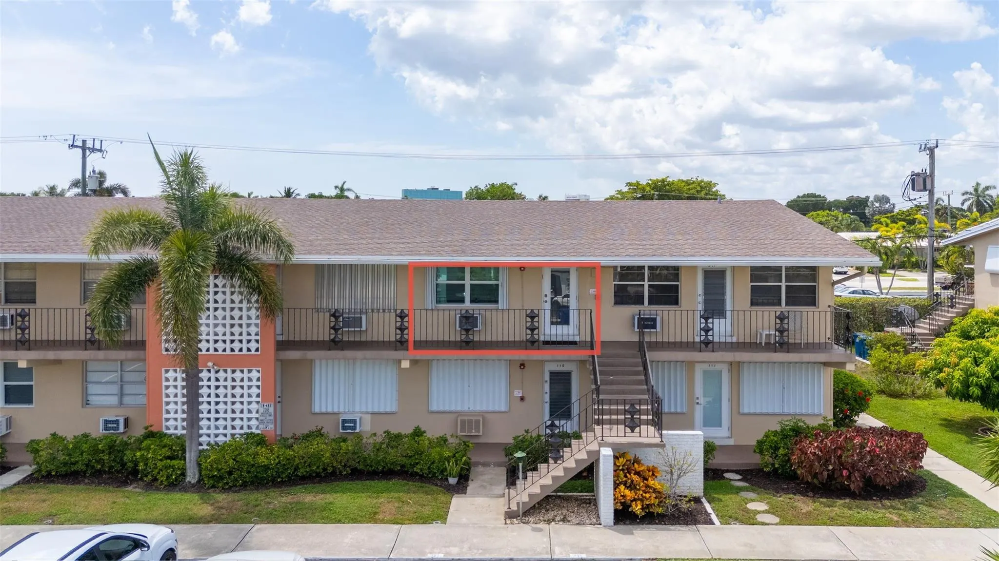 2160 NE 56th Ct, #210