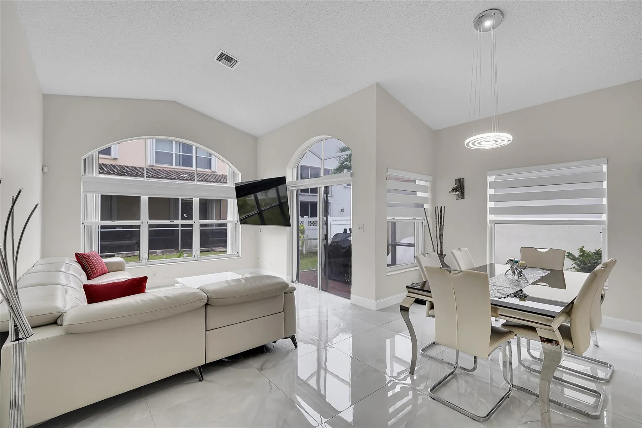 11034 NW 46th Dr