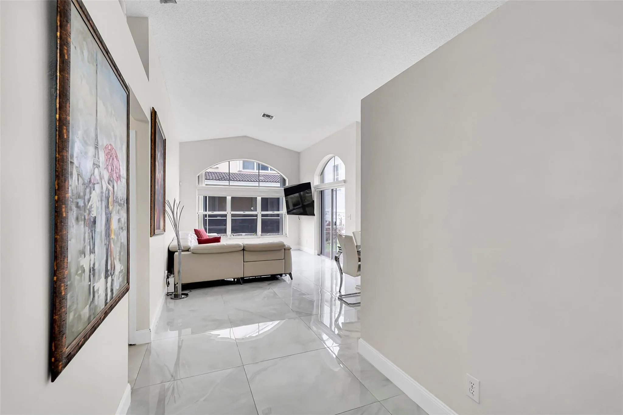 11034 NW 46th Dr