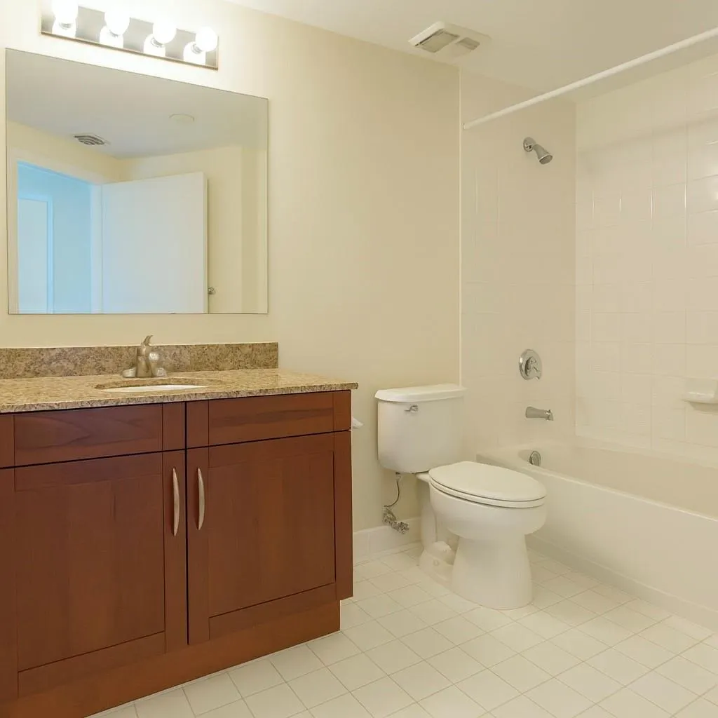 7280 SW 90th St, #304