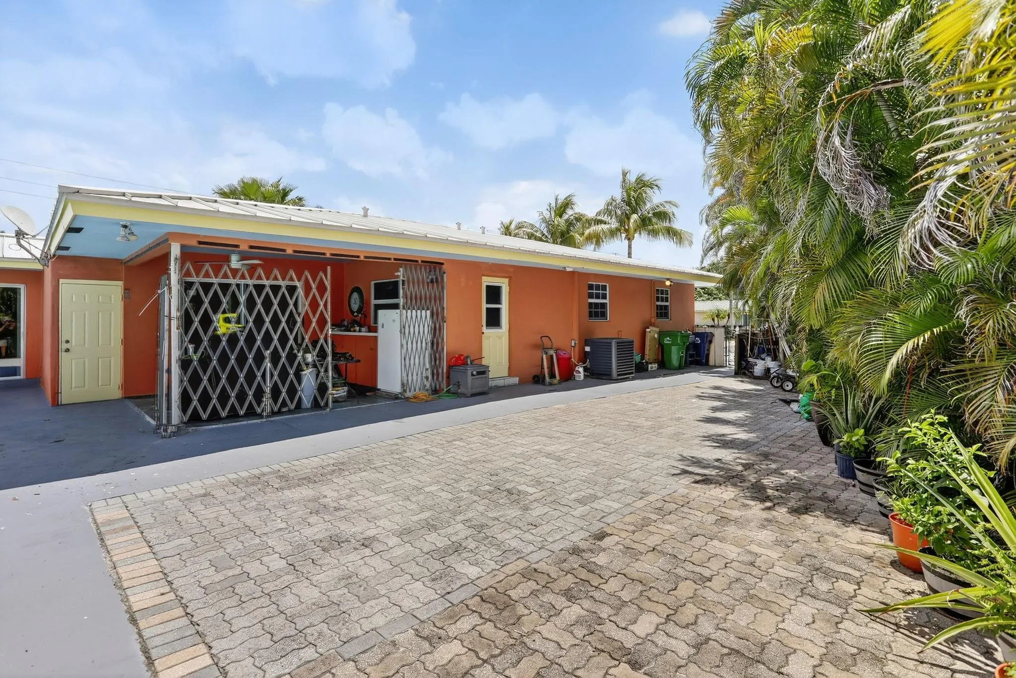 3504 NW 85th Ave