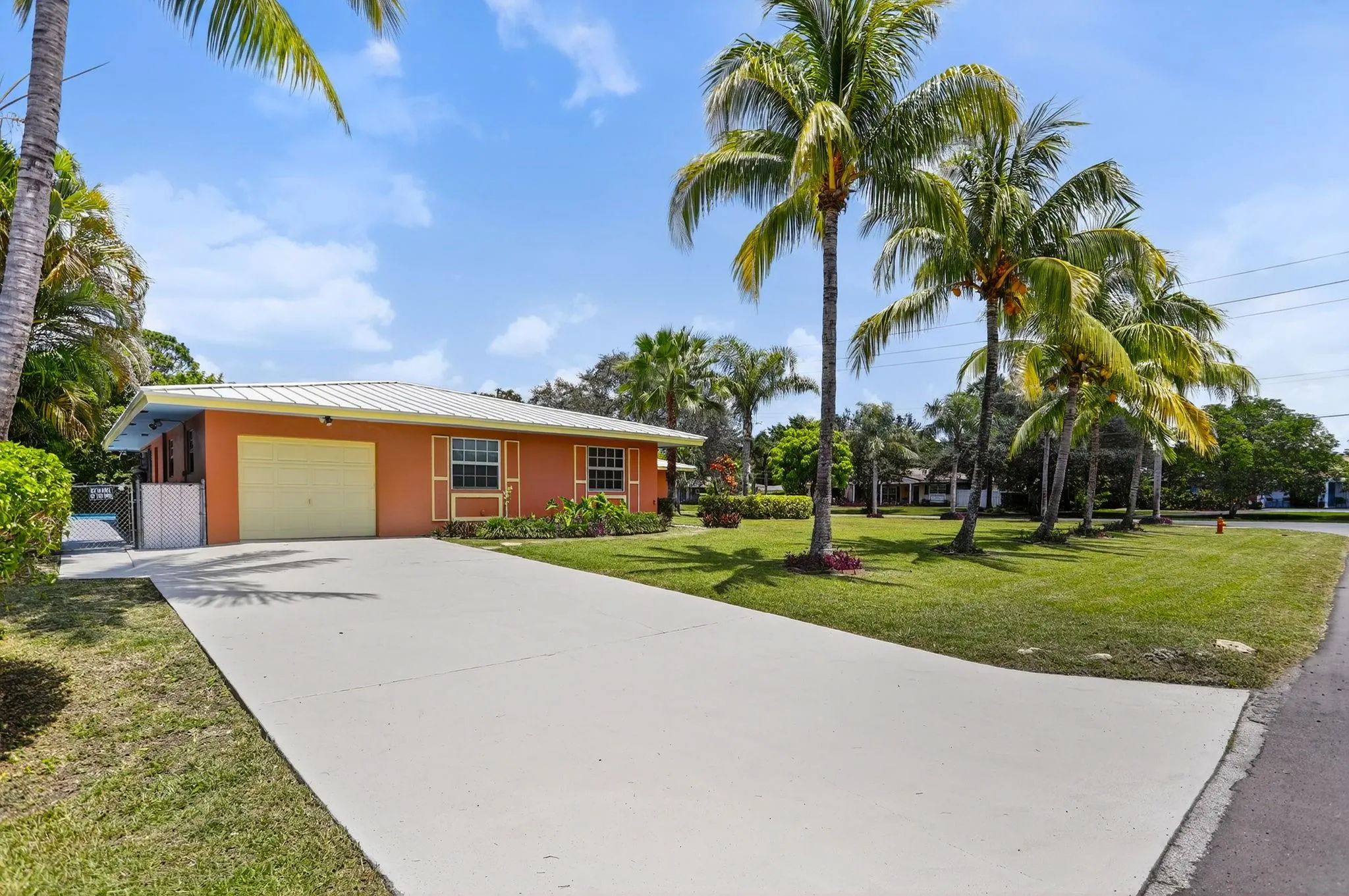 3504 NW 85th Ave