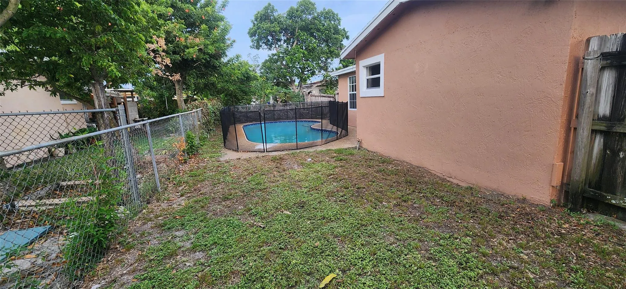 4655 NW 41st Pl