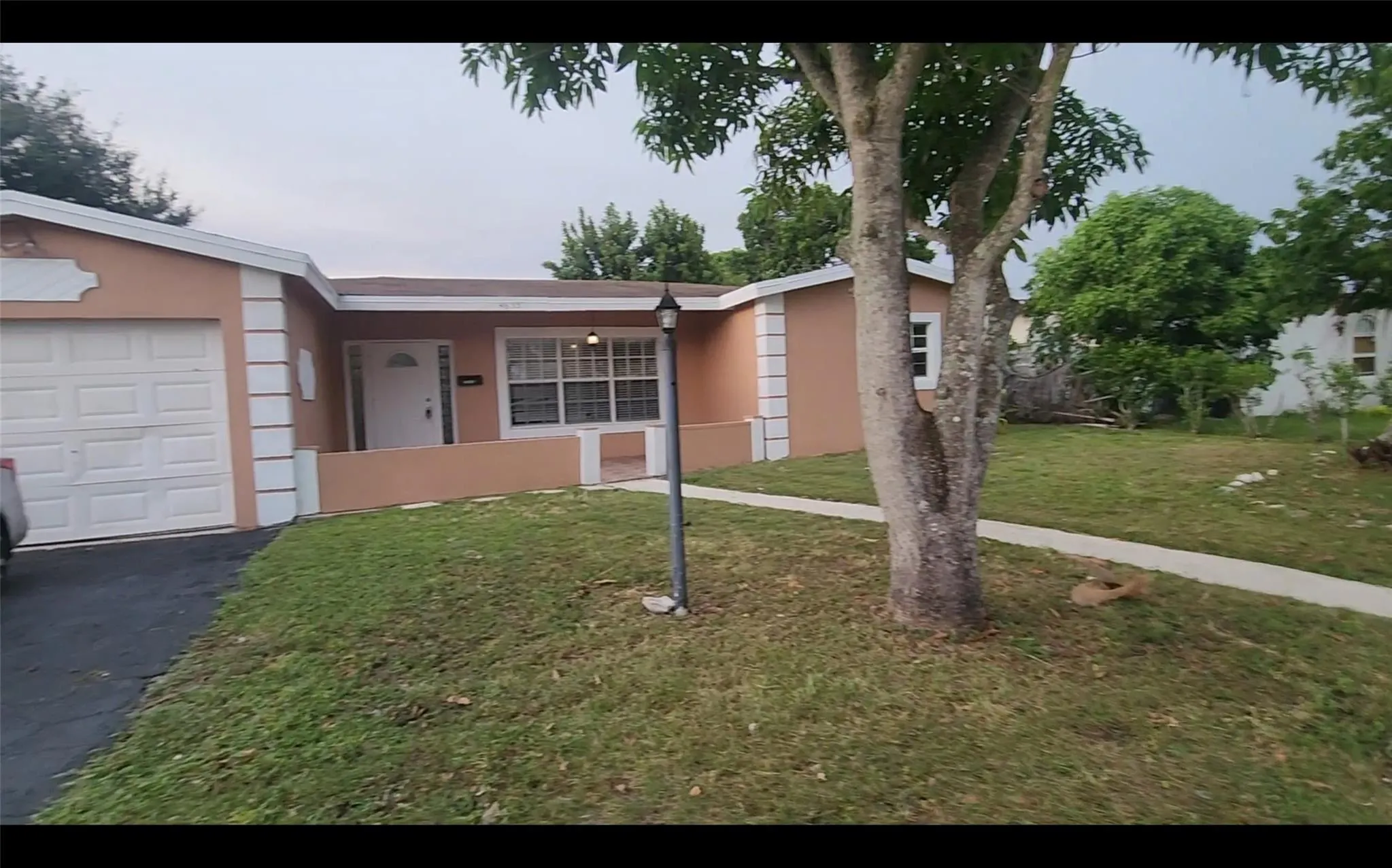 4655 NW 41st Pl