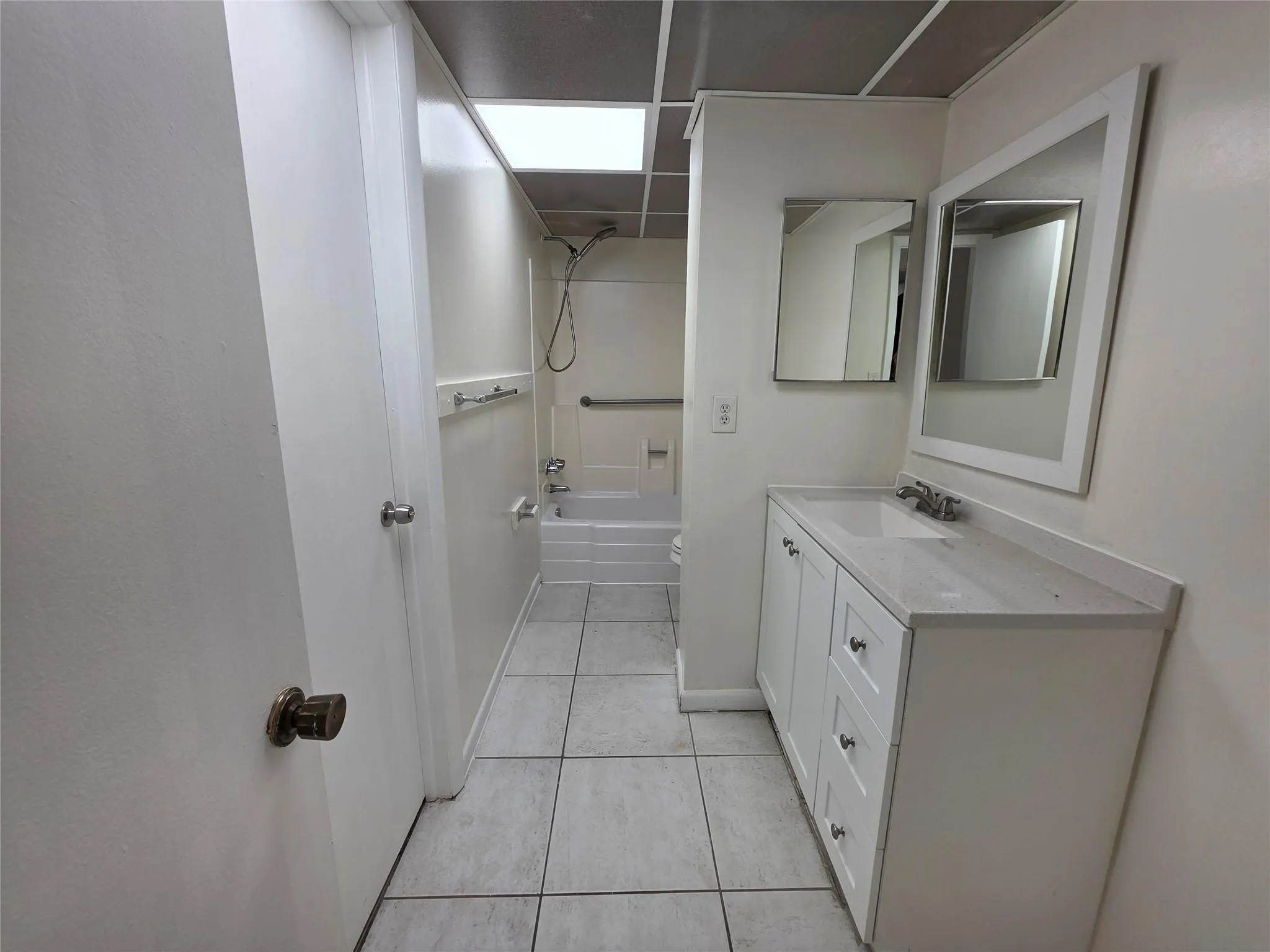 2800 NW 56th Ave, #E302
