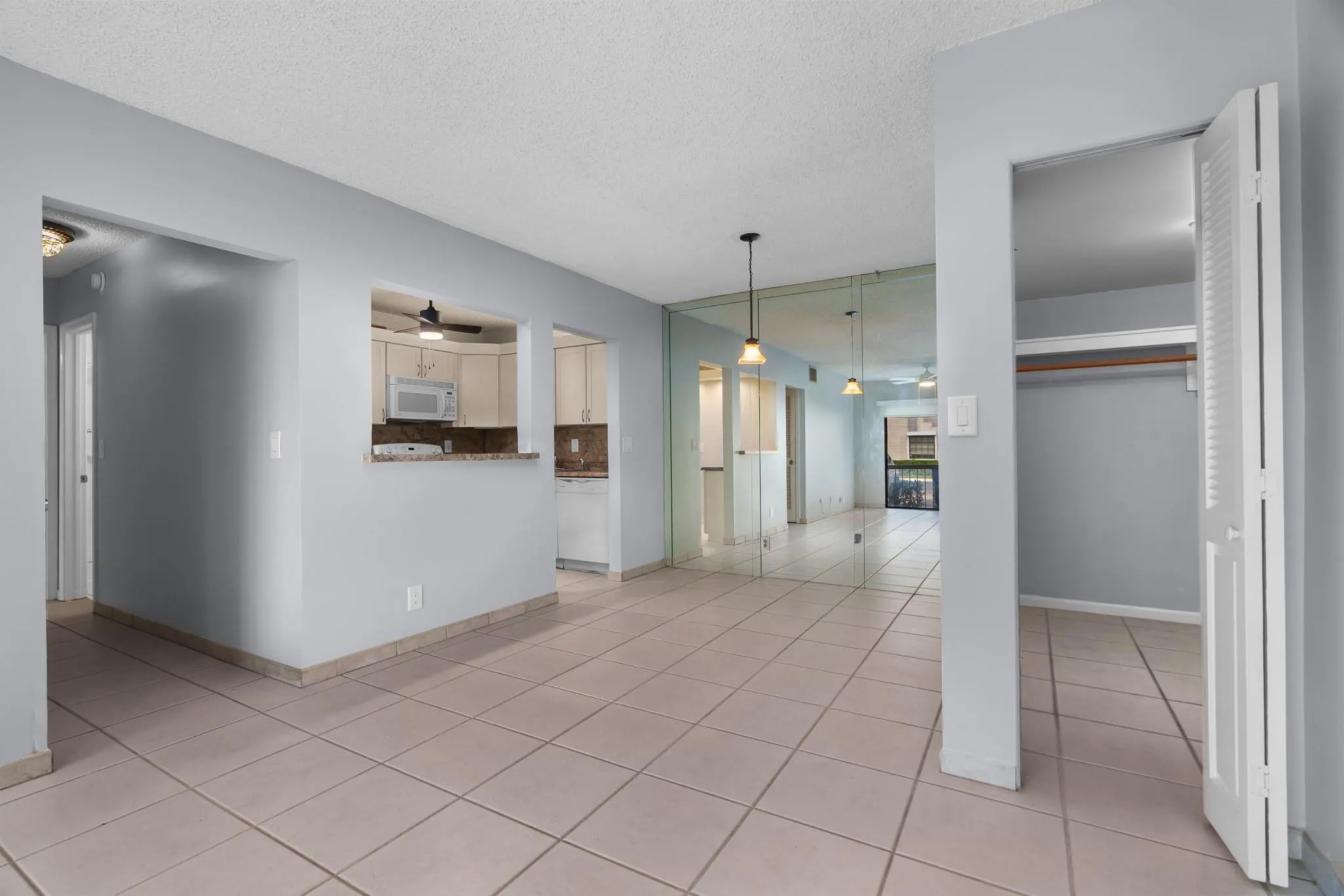 120 Cypress Club Dr, #203