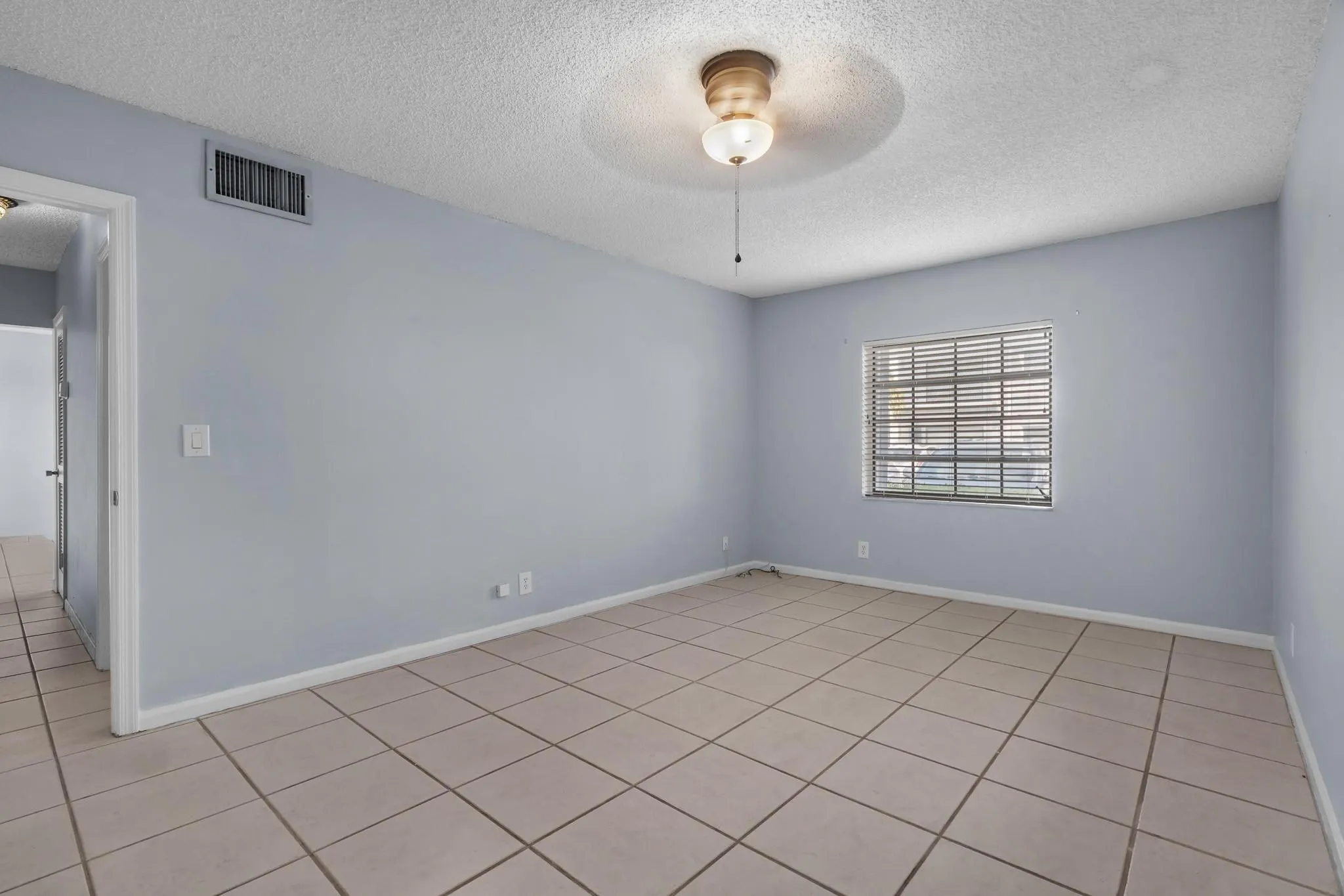 120 Cypress Club Dr, #203