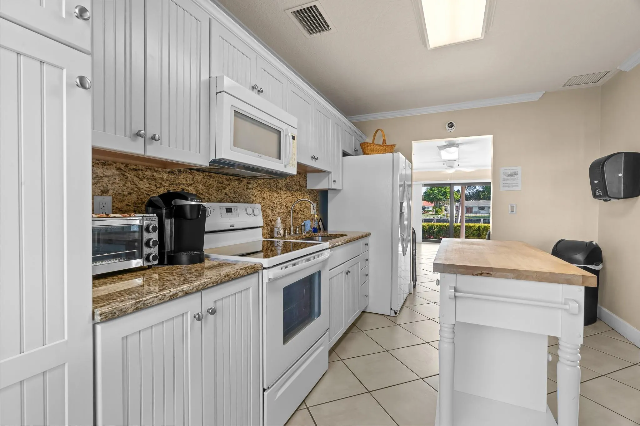 120 Cypress Club Dr, #203