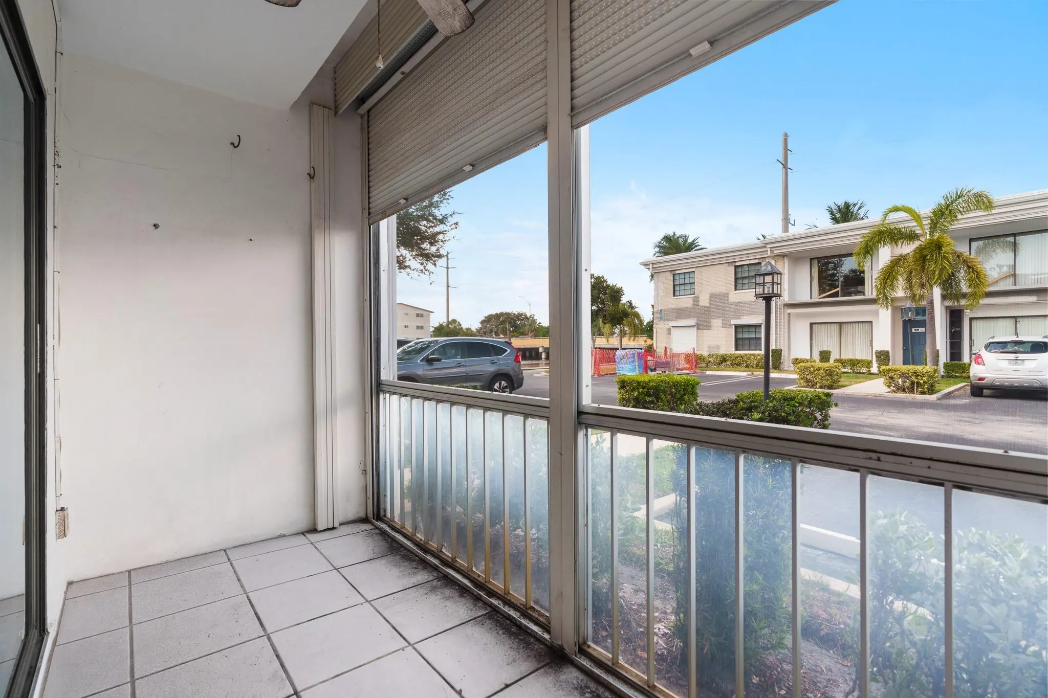 120 Cypress Club Dr, #203