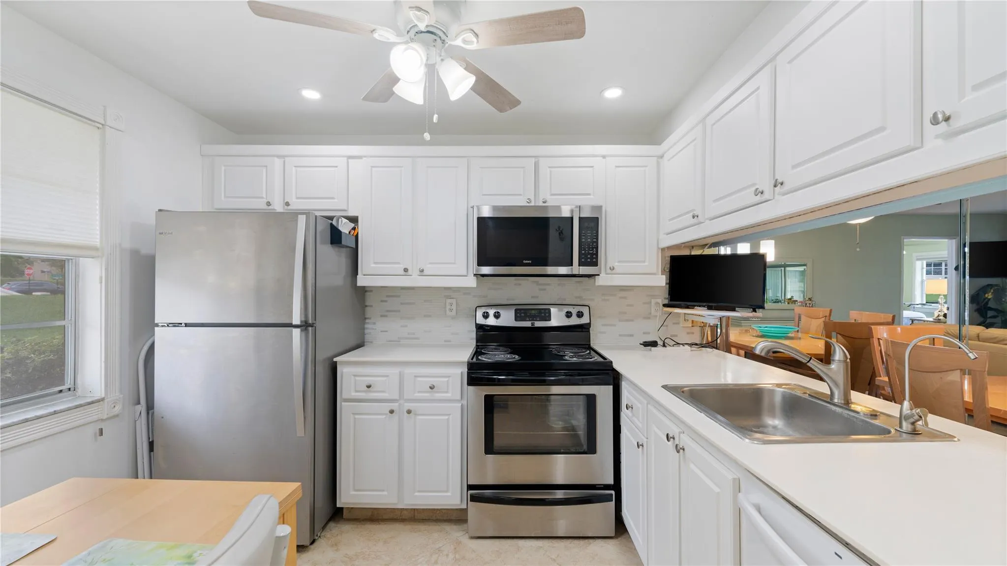 2710 Nassau Bnd, #B1