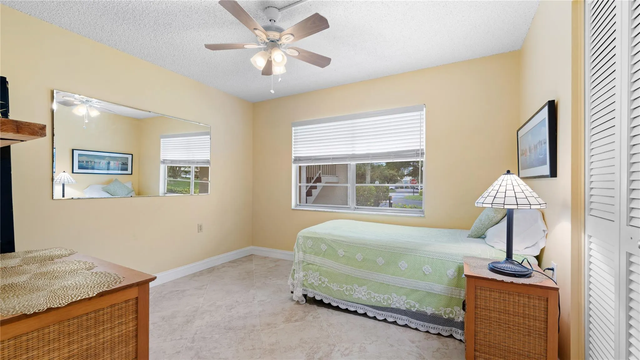 2710 Nassau Bnd, #B1