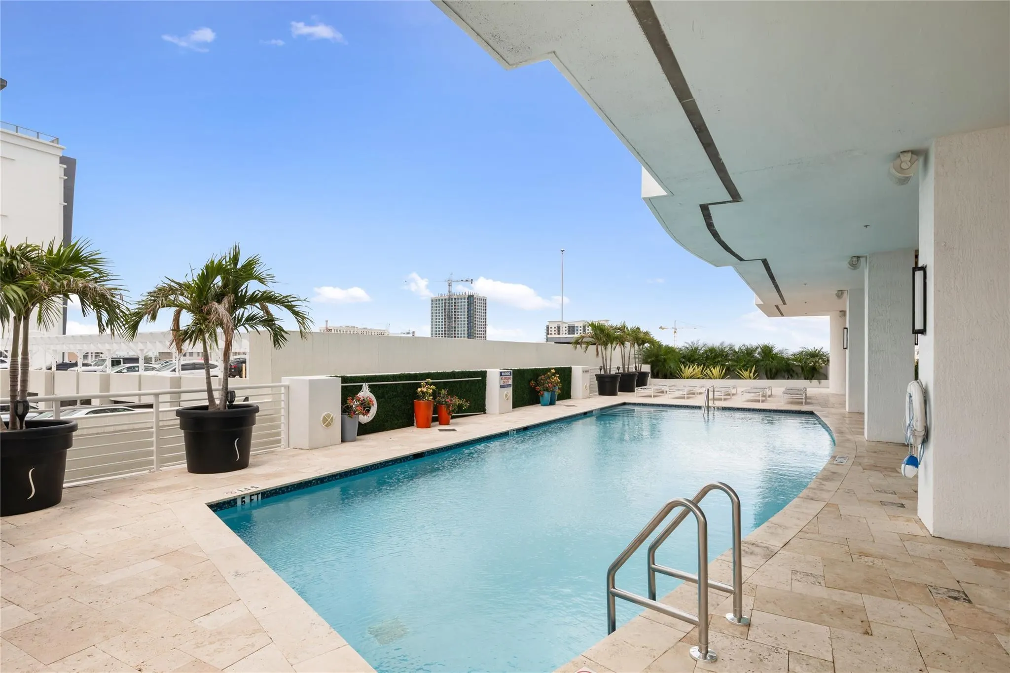 315 NE 3rd Ave, #1808