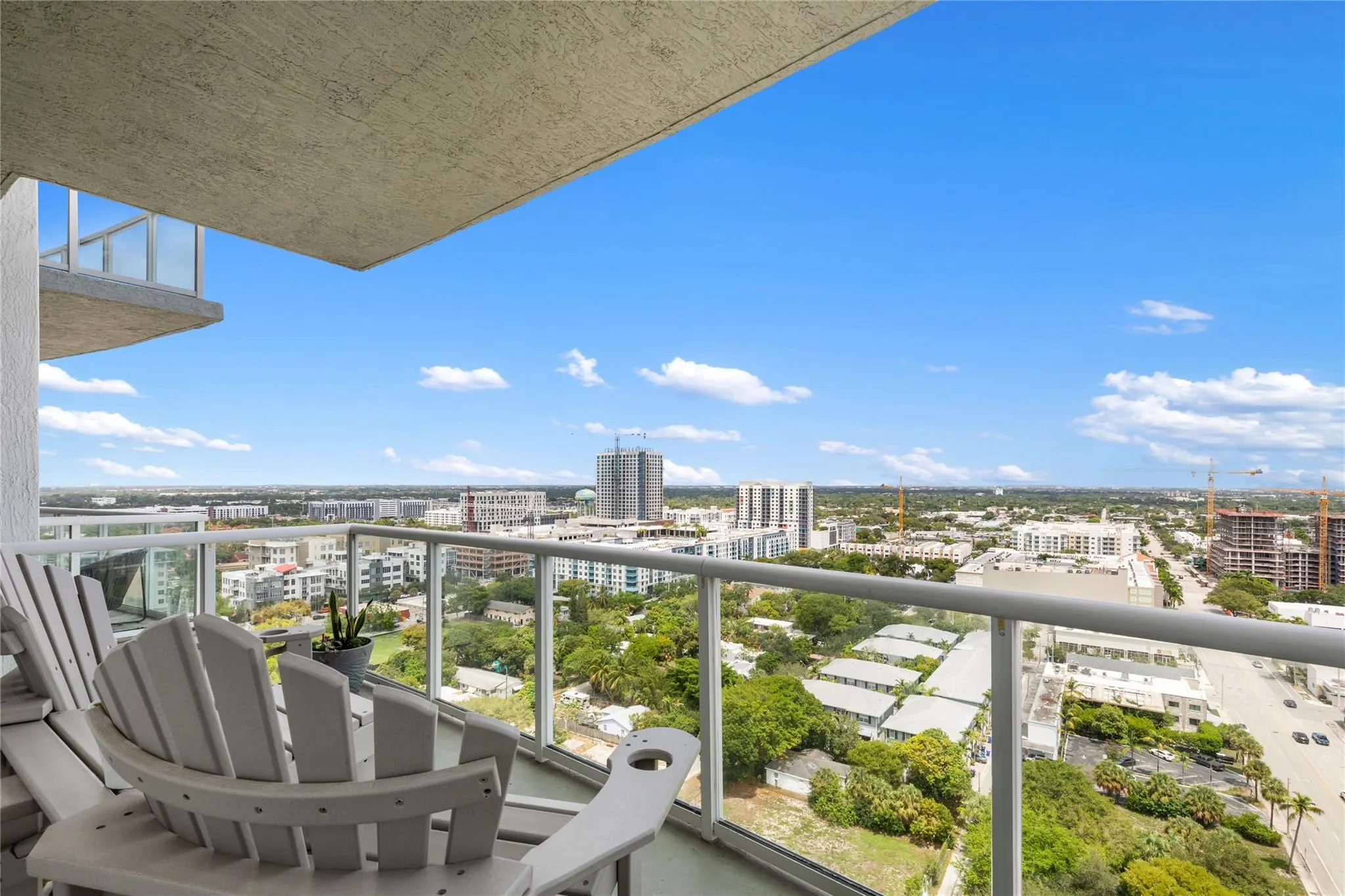 315 NE 3rd Ave, #1808