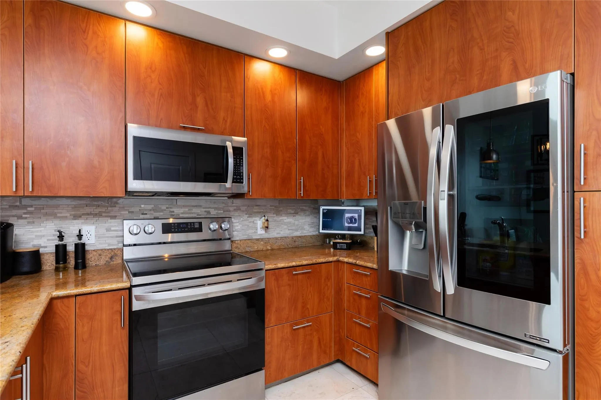 315 NE 3rd Ave, #1808