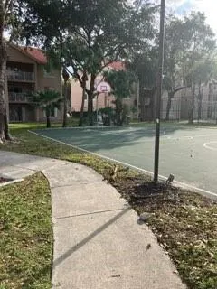 15770 SW 104th Ter, #304