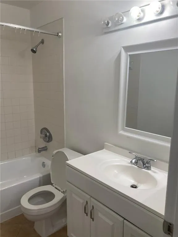 15770 SW 104th Ter, #304